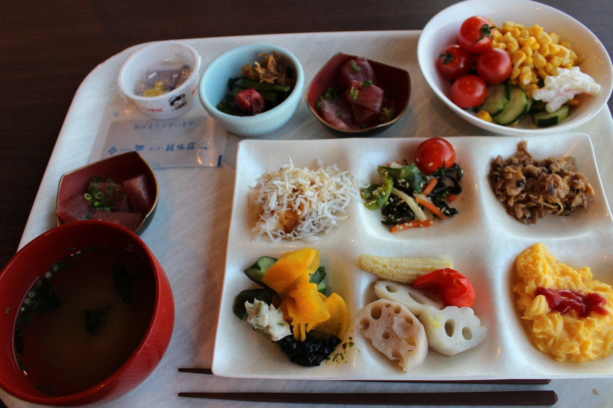 朝食ブッフェも、たっぷり頂きました