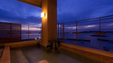 屋外スパ浴槽 / 1