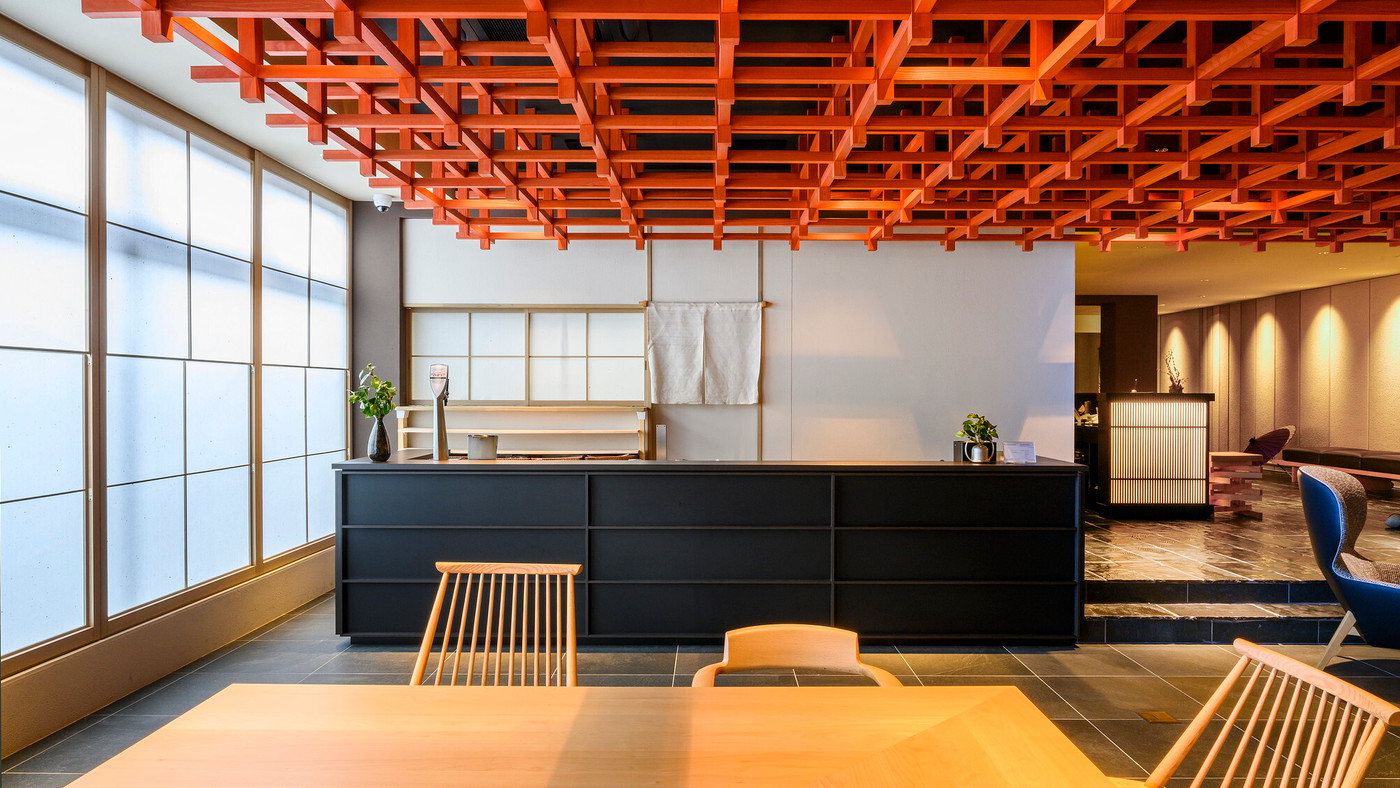 飛騨家具が設置されたラウンジで地酒を堪能♡3415412