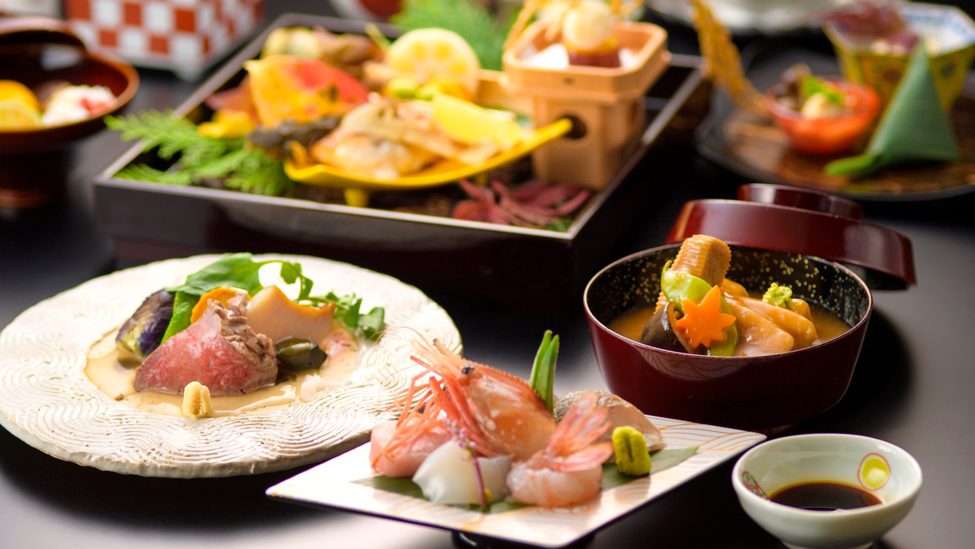 駅近で金沢の旬・郷土料理を贅沢に味わえる4071649