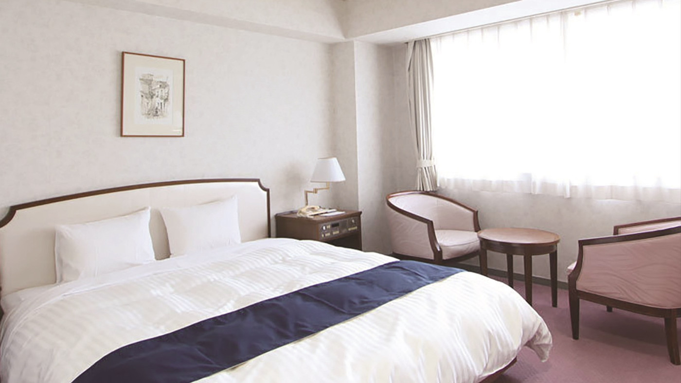 一人でも広々ダブルルームを独占しよう♪3515836