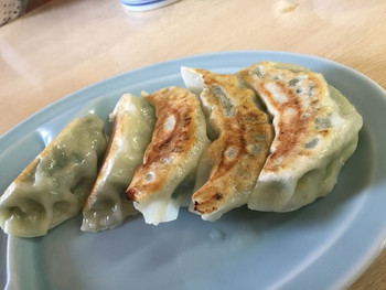 「しせん家」料理 601112 餃子
