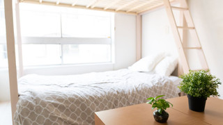 4 人部屋 共用バスルーム