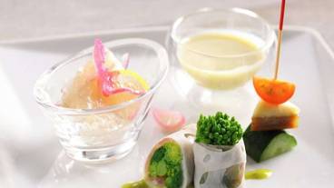 食事・飲み物 / 1