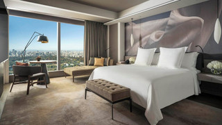 デラックスルーム – 皇居御苑ビュー（キング）