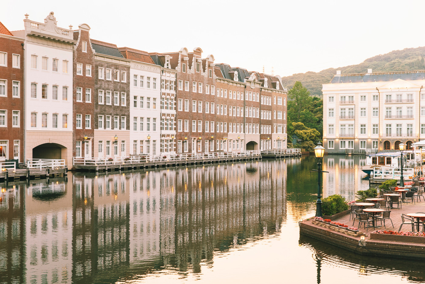 専用クルーズに揺られ、ご褒美感たっぷりの豪華なホテルへ♪1891539