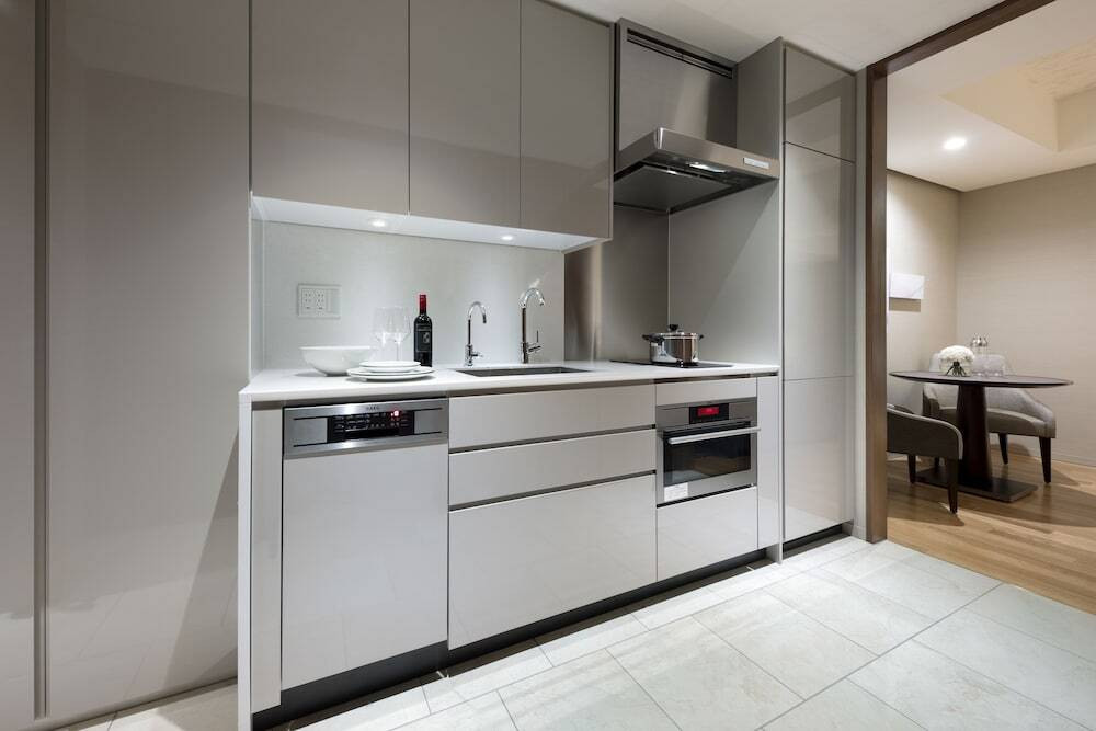 食洗器付き！スタイリッシュなシステムキッチン4004346