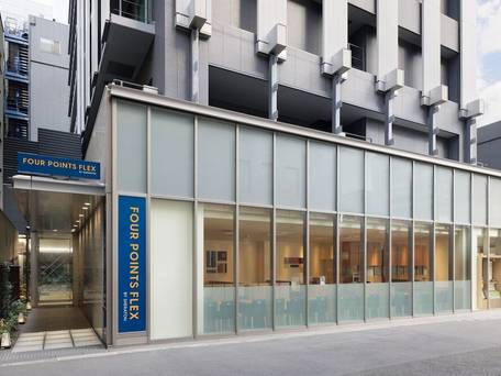 フォーポイント フレックス by シェラトン 大阪梅田 / 1