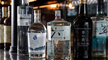 バー お酒イメージ② / 12