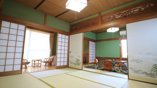 [由布岳] 由布岳一望の一軒家風客室 (6畳+6畳+縁側+専用庭) 禁煙