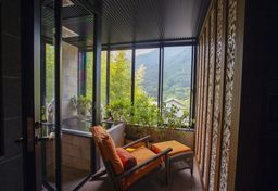 箱根 藍瑠