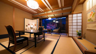 【和洋室｜Ｘ】源泉◆踏込＋10畳＋ツイン10畳＋広縁（67平米以上）
