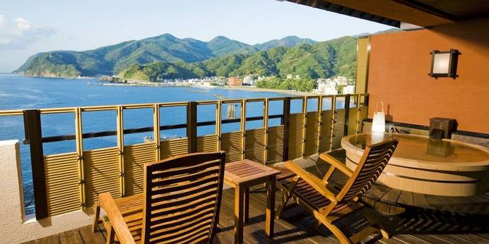 感動の海景色 新海花亭いずみ（静岡県 旅館） / 1