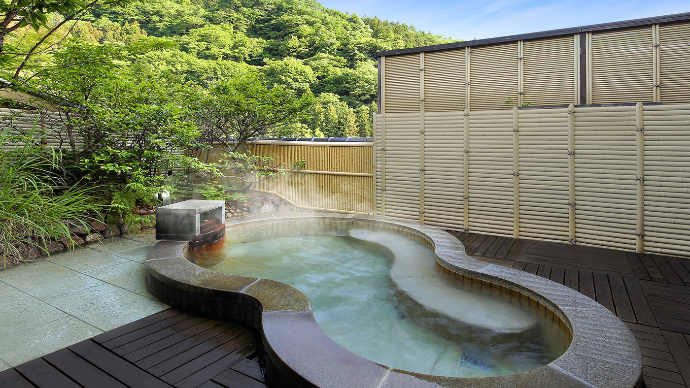 貸切露天風呂で星空を見ながら乾杯♪3914240