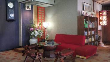 ロビー応接スペース / 6