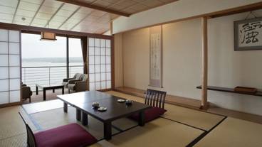 基本客室 海側 / 10