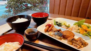 朝食 / 3