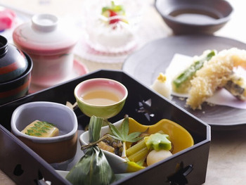 海の京都の魅力をおしえてくれる美味しい料理4244790