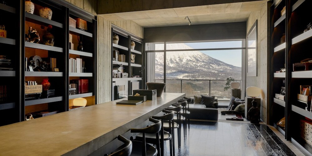 客室内のダイニングエリア