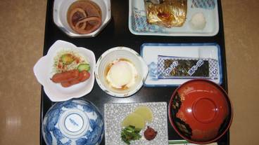 食事・飲み物 / 3