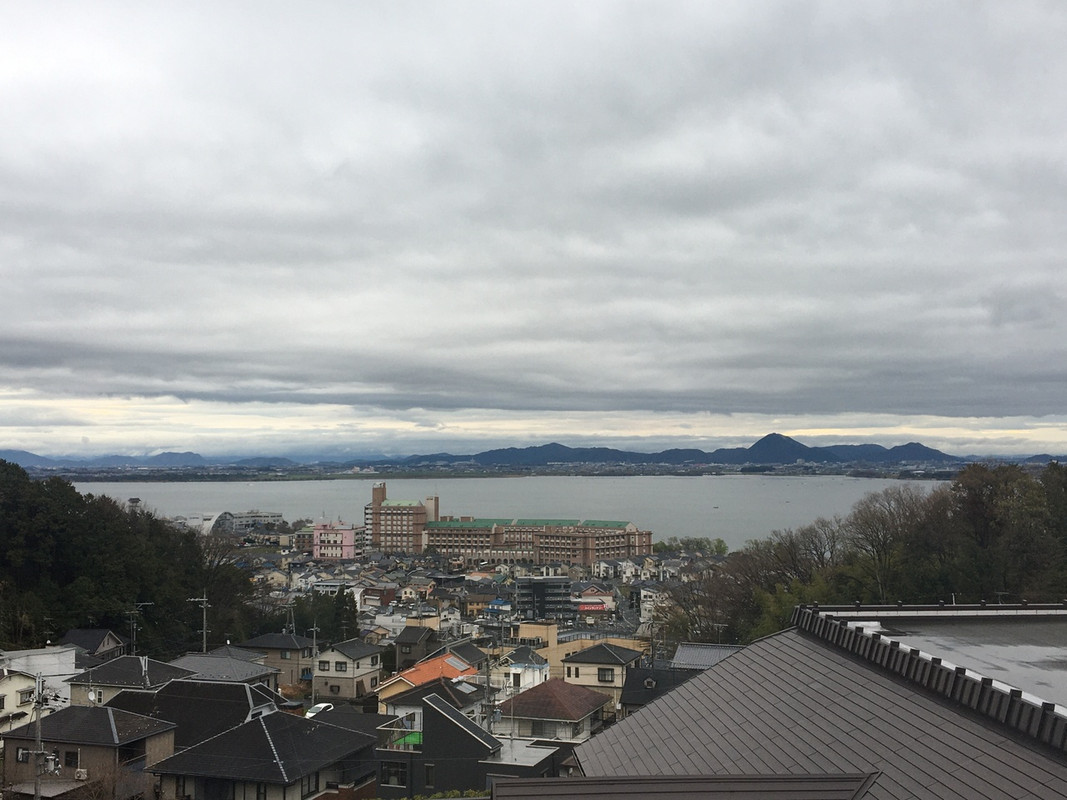 お部屋から琵琶湖が見えます。