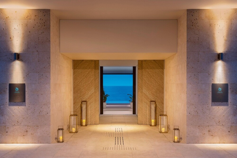 インフィニティプールから眺める絶景！スペシャルなリゾート体験を♡3419995