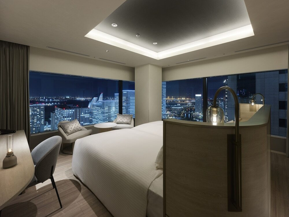 プールに夜景…映えスポットが2人を盛り上げる4282830