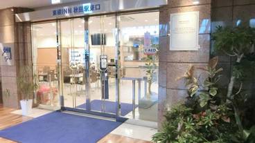 施設の入り口 / 9