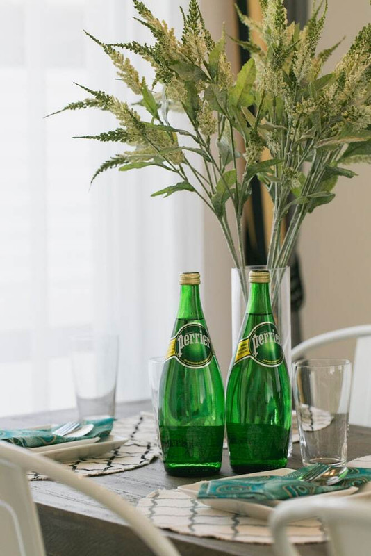 客室内のダイニングエリア