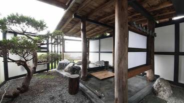 施設の敷地 / 25