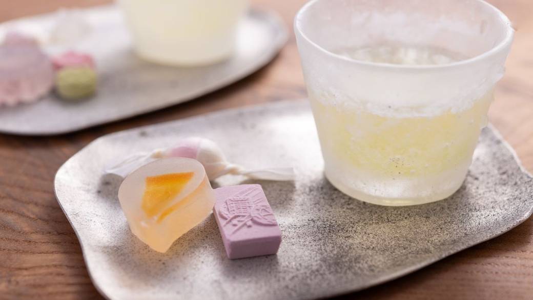 ウェルカムドリンクとお菓子 / 3