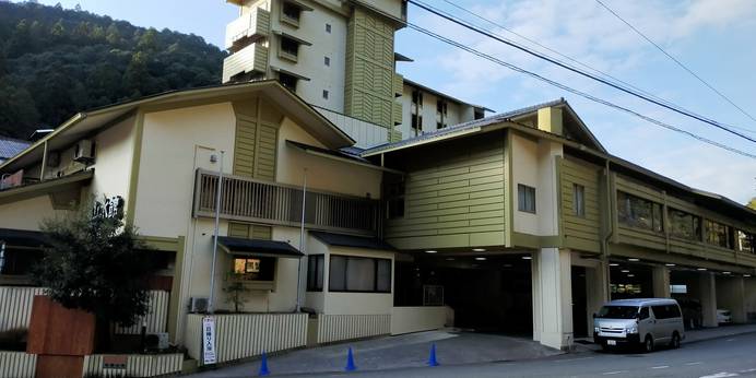 川湯温泉 山水館 川湯みどりや（和歌山県 旅館） / 1