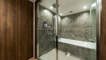 バスルームのシャワー / 17