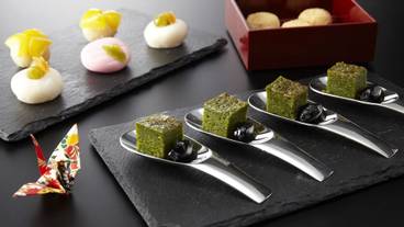 食事・飲み物 / 7