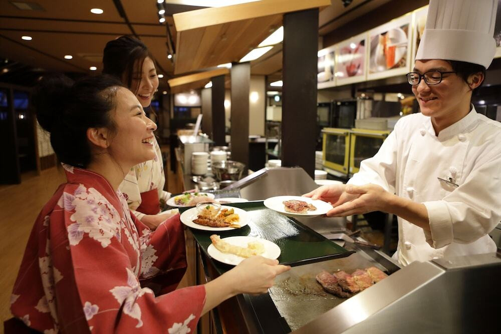 箱根湯本温泉 天成園(ハコネユモトオンセン テンセイエン) / 2