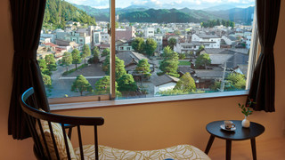 Suite 眺 最上階+ツイン+和室+檜風呂