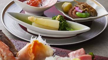 食事・飲み物 / 10