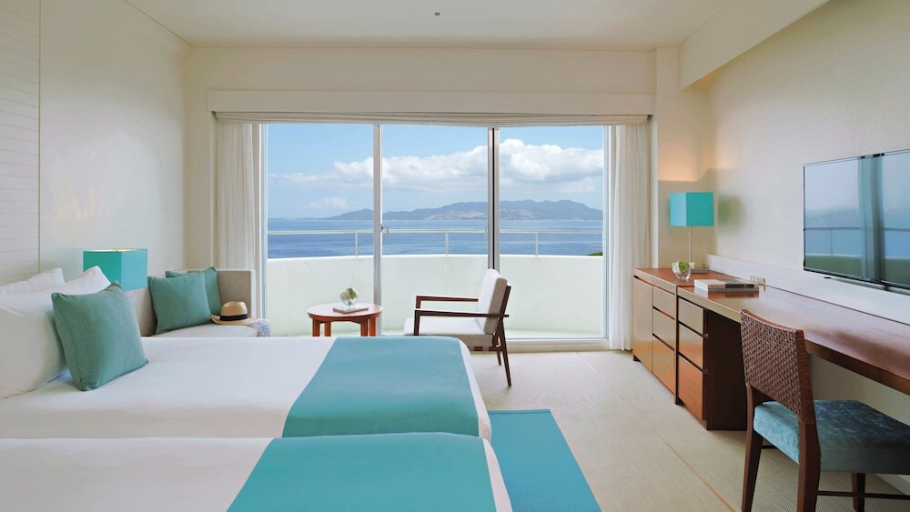 施設充実のクラブラウンジで充実のおこもりステイを4065208