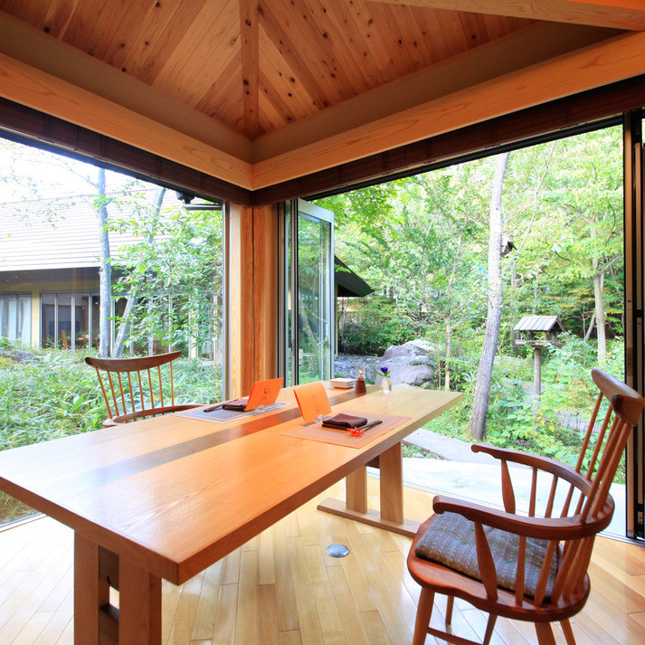 ダイニング コの字