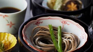 食事・飲み物 / 9