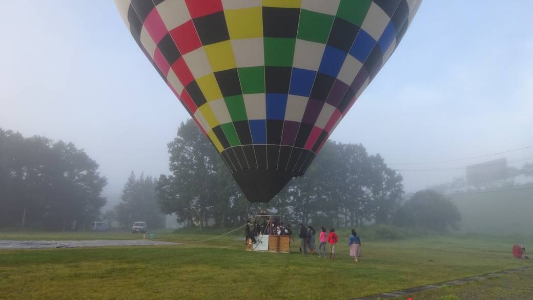 気球に乗り込むワクワク感 / 2