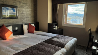 高層階確約ハリウッドツイン（18㎡）ベッド幅97cm＜禁煙＞