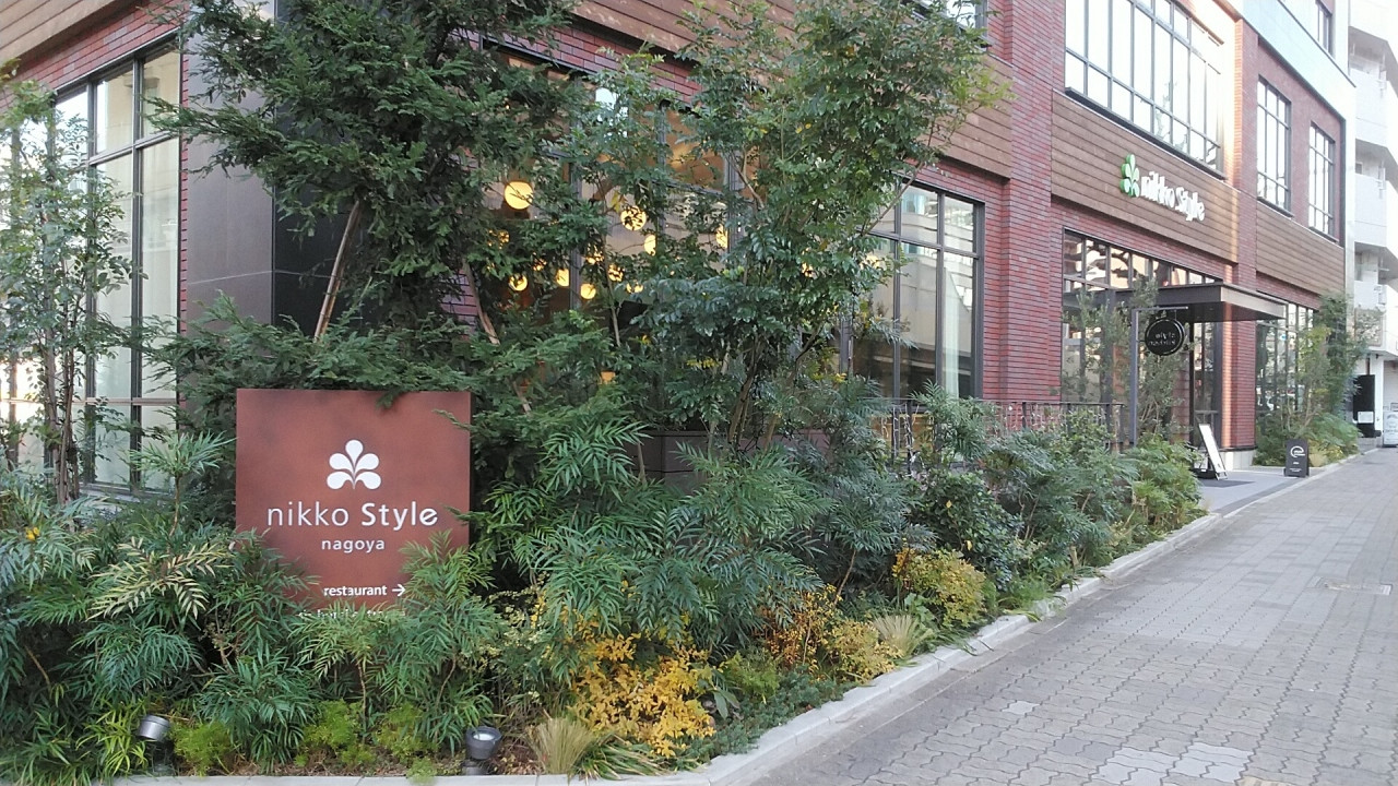 名古屋駅からも徒歩10分くらいでちょうど良いです。