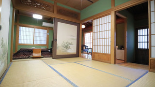 [城ヶ岳, 湯山] 茅葺き屋根の一軒家風客室 (6畳+6畳+縁側) 禁煙