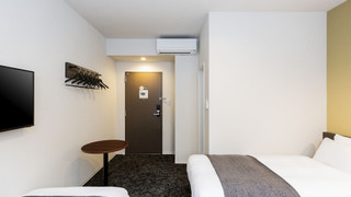 ツインルーム ソファーベッド付き