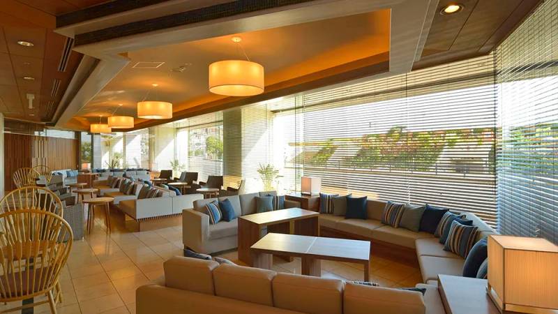 ロビーラウンジ