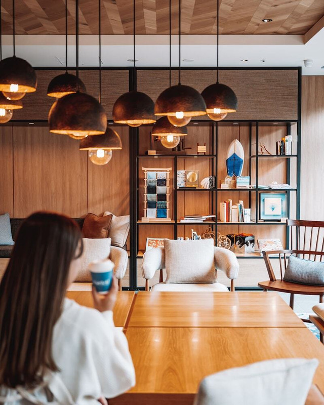 ロビーラウンジ