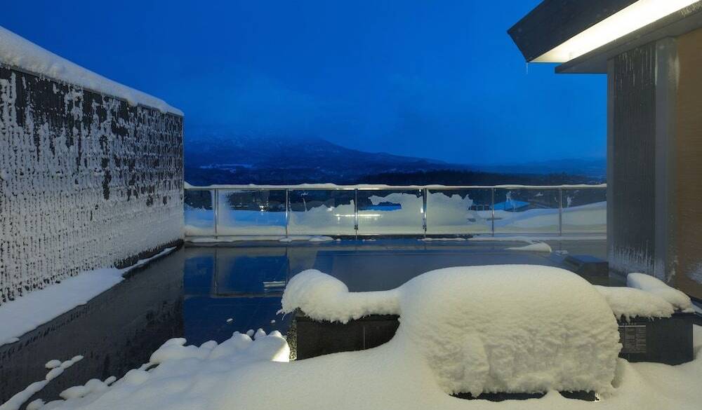 ペントハウスB 雪見風呂 / 2