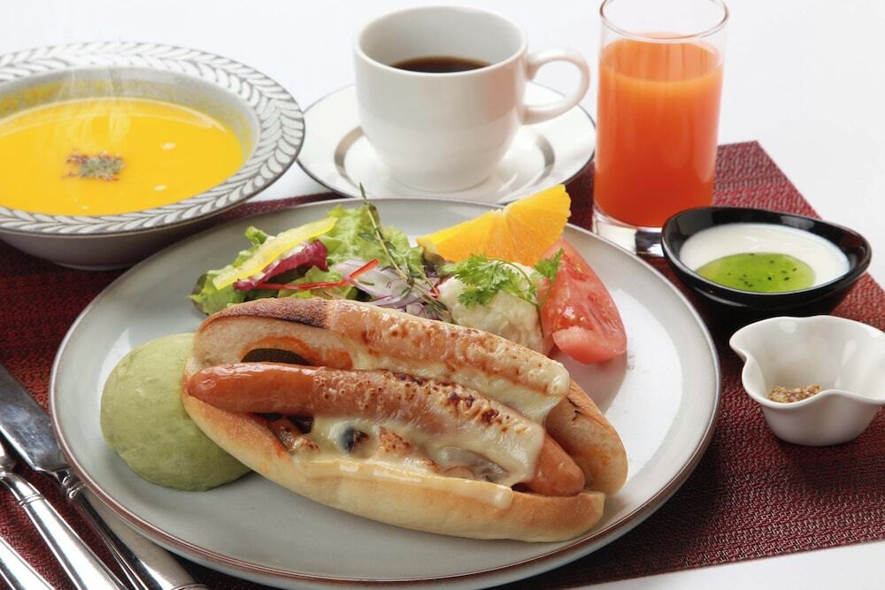 朝食