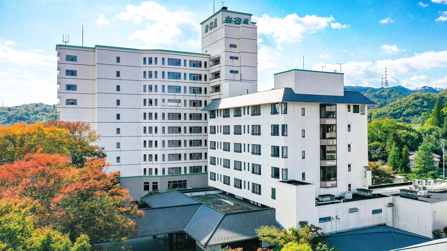 ホテル全景